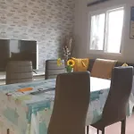 בית נופש Brisamartelde *